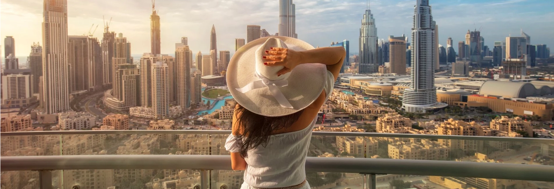 GLOBAL HOLIDAY HUB: DUBAI